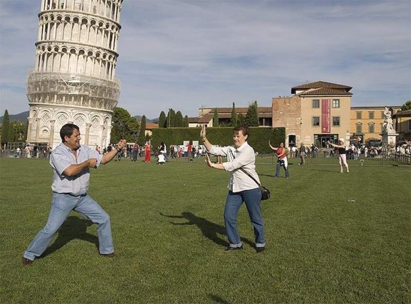 Sujetando torre de Pisa
